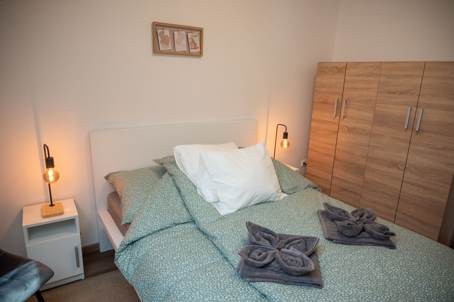 Emeleti Apartman