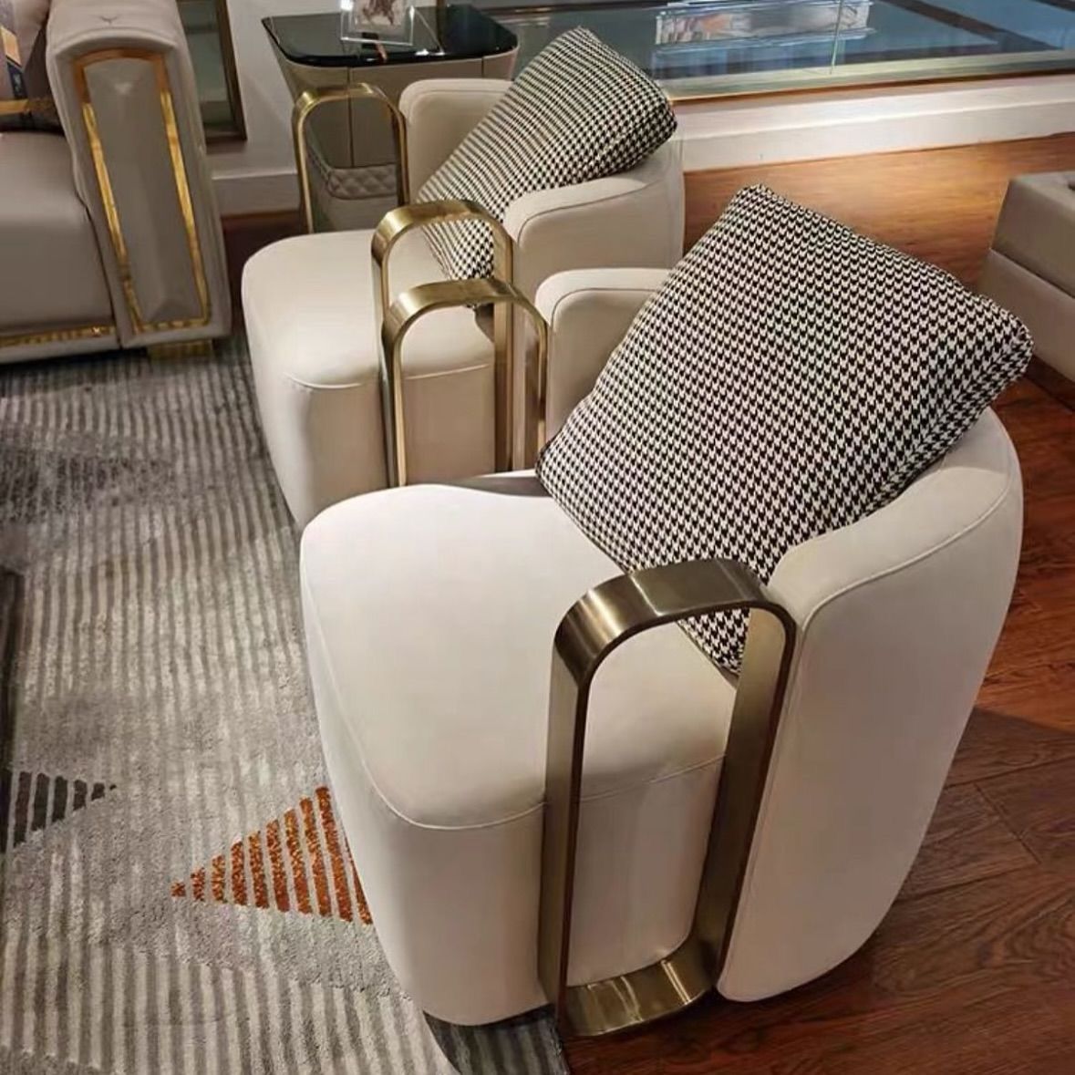 Custom Sofa 16