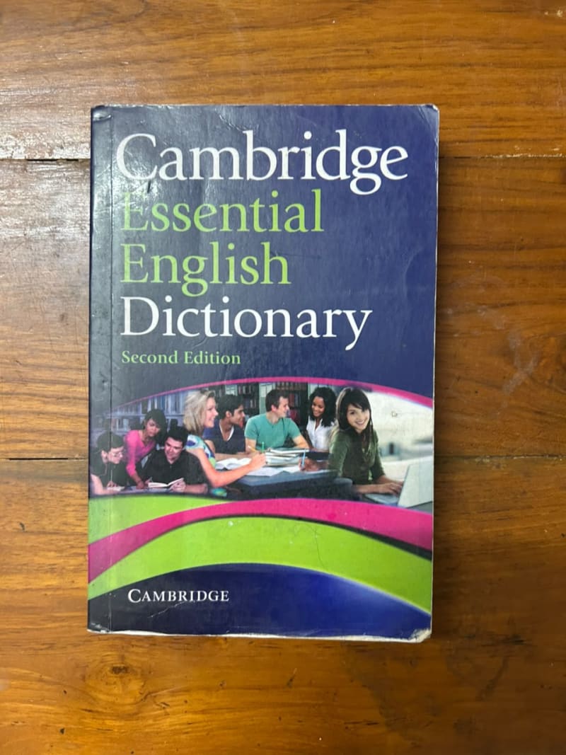 Cambridge Dictionary by Cambridge | BookCycle BD