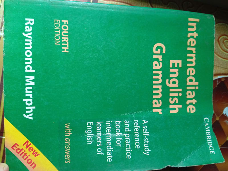 Intermediate English Grammar by Raymond Murphy | BookCycle BD
