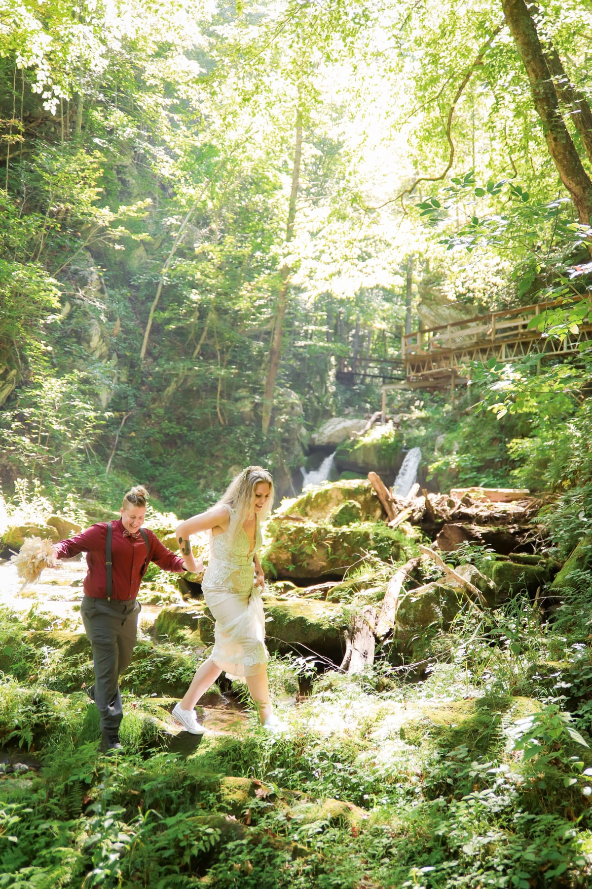 Waterfall elopement in Jefferson and George Washington National Forest