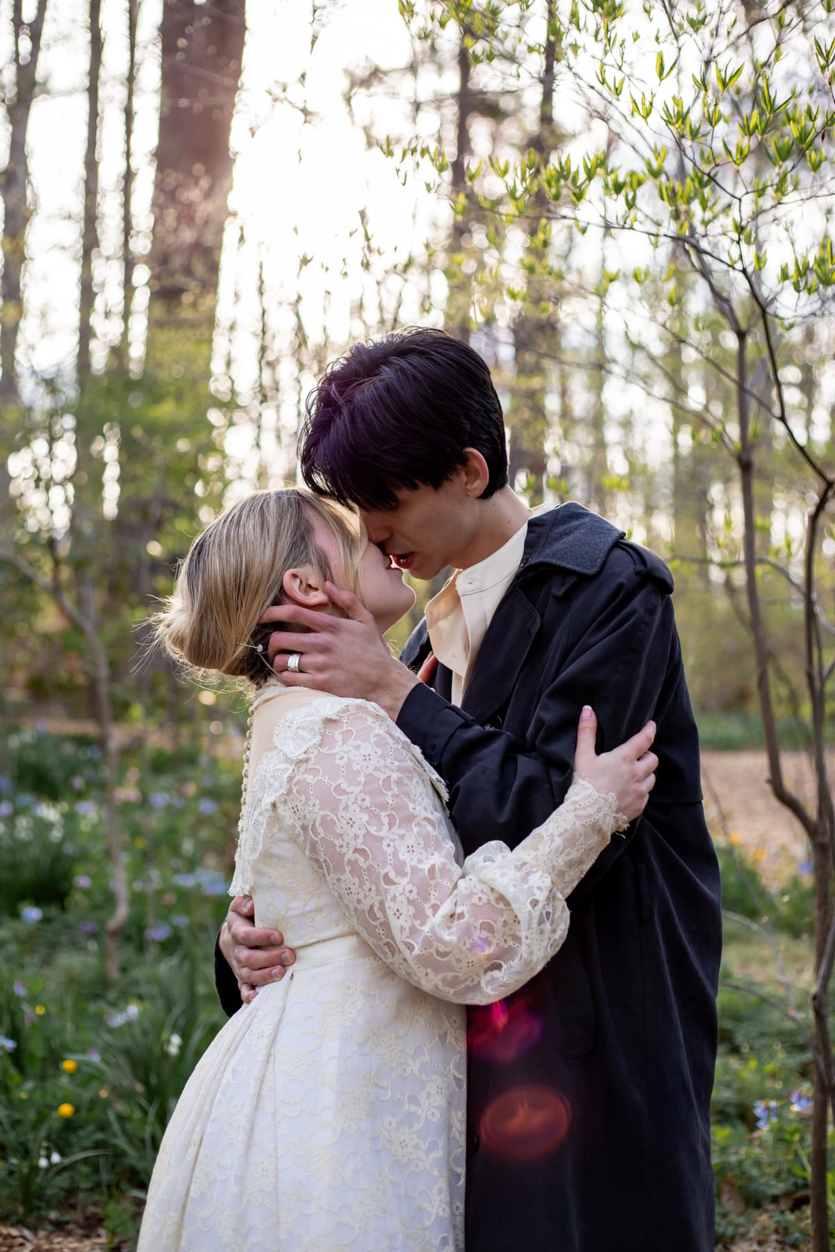 Sunlit couple's portrait at arboretum in Harrisonburg, Virginia