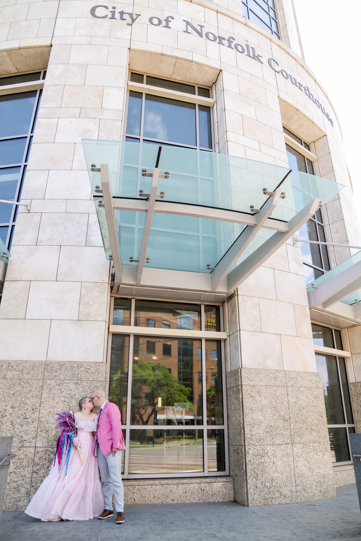 Summer elopement in Norfolk, Virginia