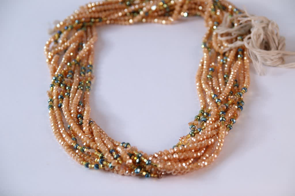 Peachlight Whisper – Layered Waist Beads in Peach Glow & Iridescence