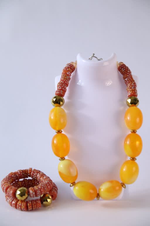 Oroma blaze – terracotta red & ochre Coordinated jewellery Set (mango)