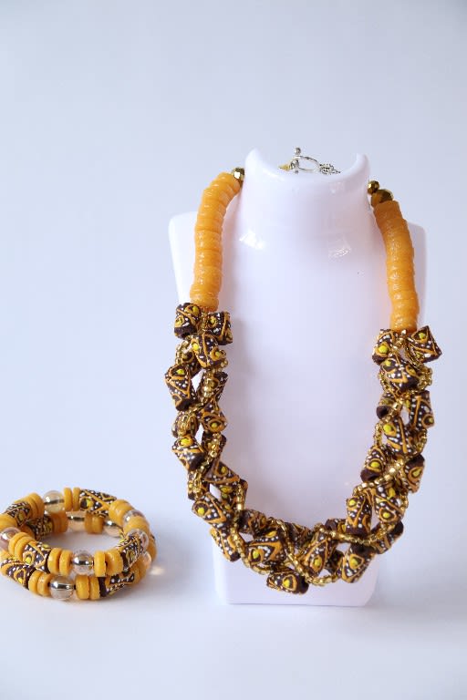 Ode to Ochre – Tribal Symbol Bead Jewellery Set (Bohene)