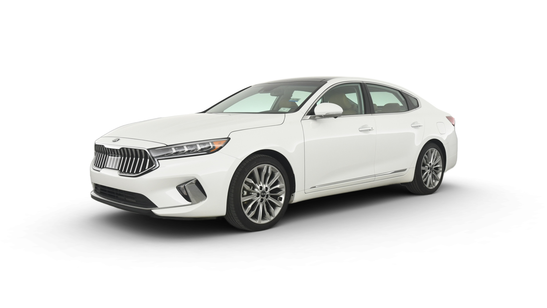 Kia Cadenza rental in Doha, Qatar — 2022 · Automatic · 5 seats | Group Invent