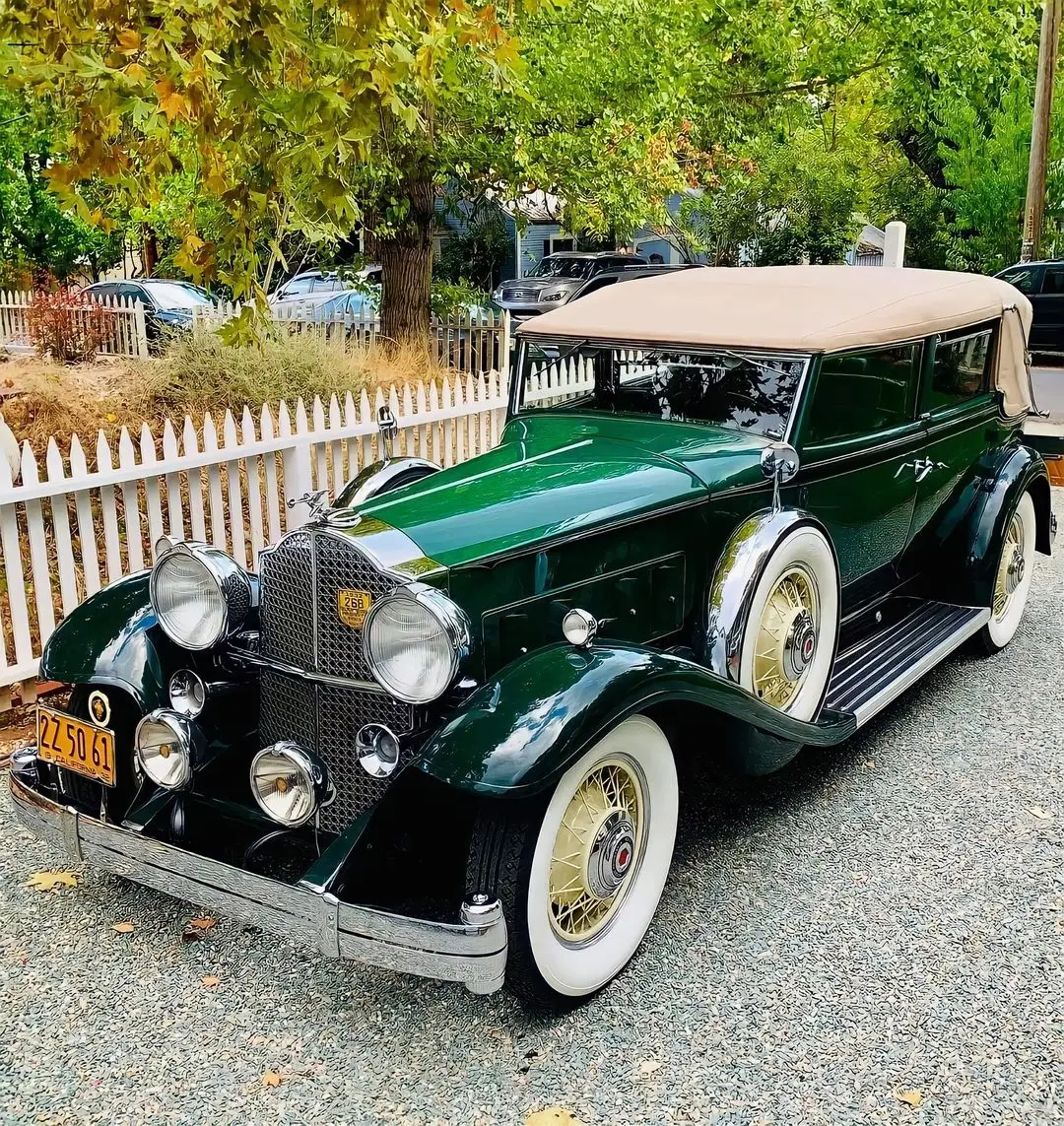 Uncovering the History of the 1932 Packard A Classic Car Enthusiast's Dream