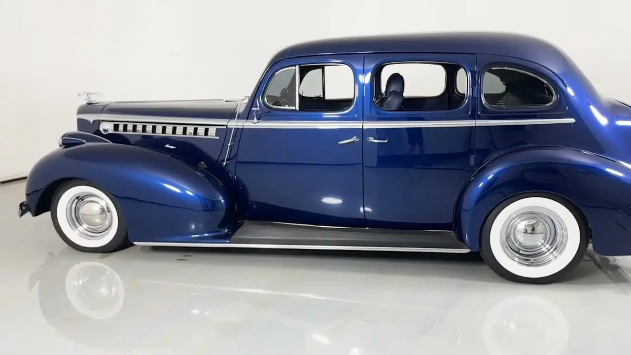 Discover the History of 1940 Packard A Classic Car Icon