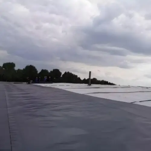 Màng Chống Thấm HDPE Dày 2mm - Thi công chuyên nghiệp từ Hưng Phú