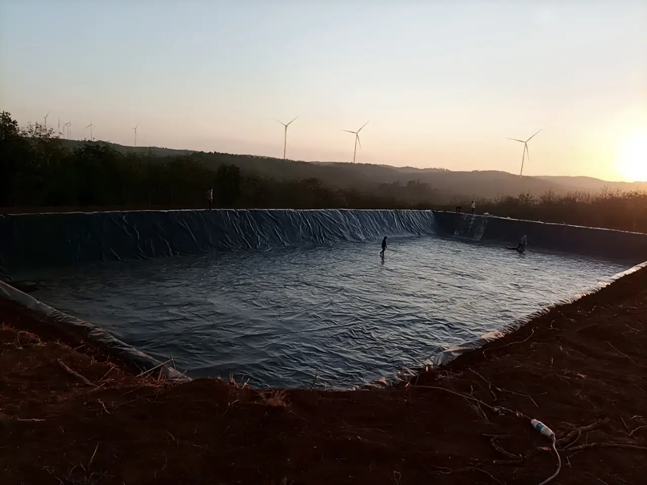Màng chống thấm HDPE GSE HDX – Giải pháp hàng đầu cho công trình bền vững