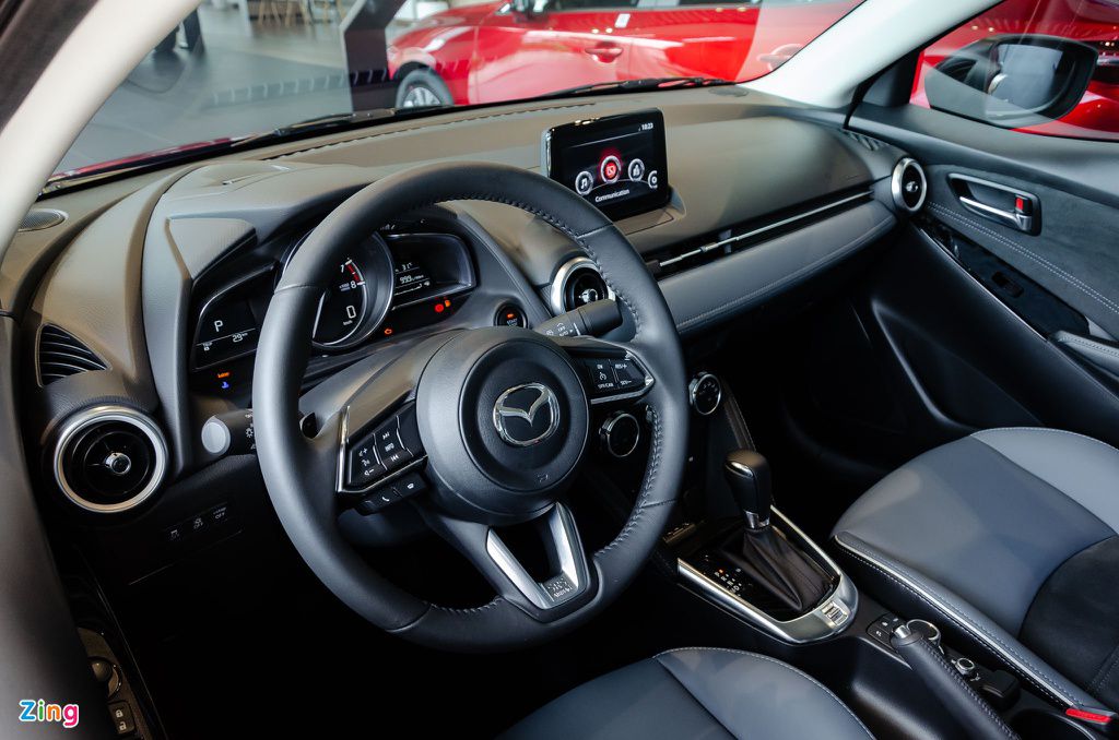 Táp lô Mazda 2