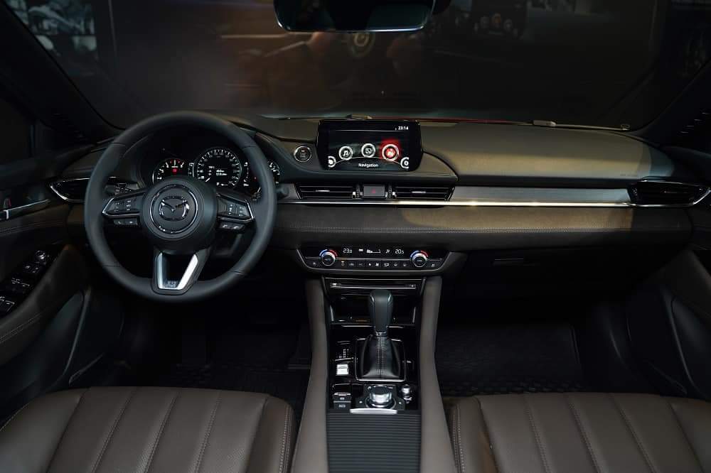 Nội thất Kia Mazda 6