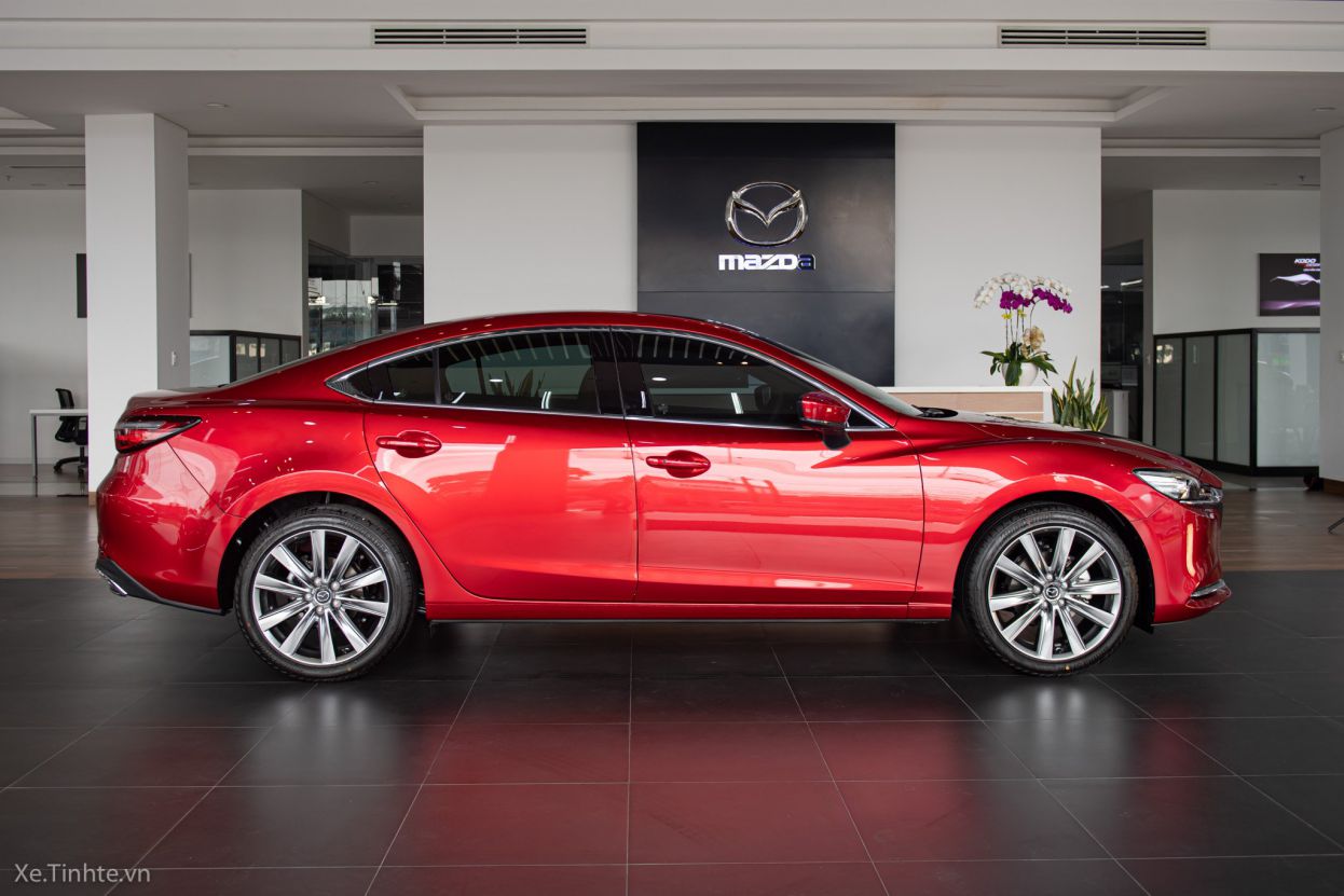 Thân xe Kia Mazda 6