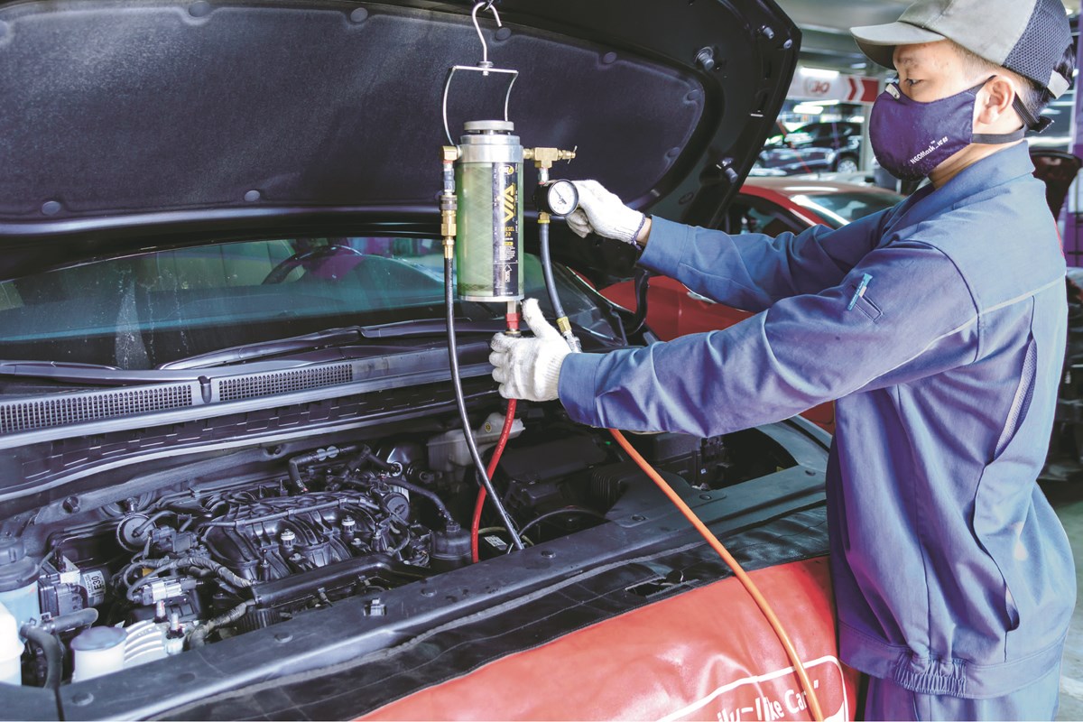 Dịch vụ vệ sinh kim phun động cơ diesel xe Mazda