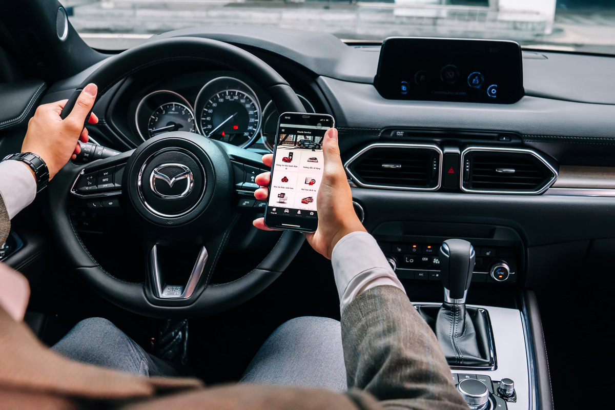 Đặt hẹn trực tuyến qua ứng dụng Mazda Service