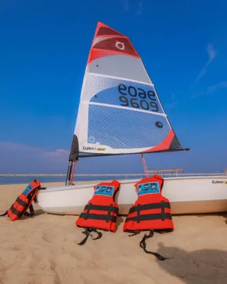 Kitesurfing and Windsurfing at The Clubhouse, Port City
