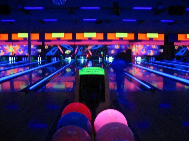 Counter Strike Bowling Alley thumbnail 5