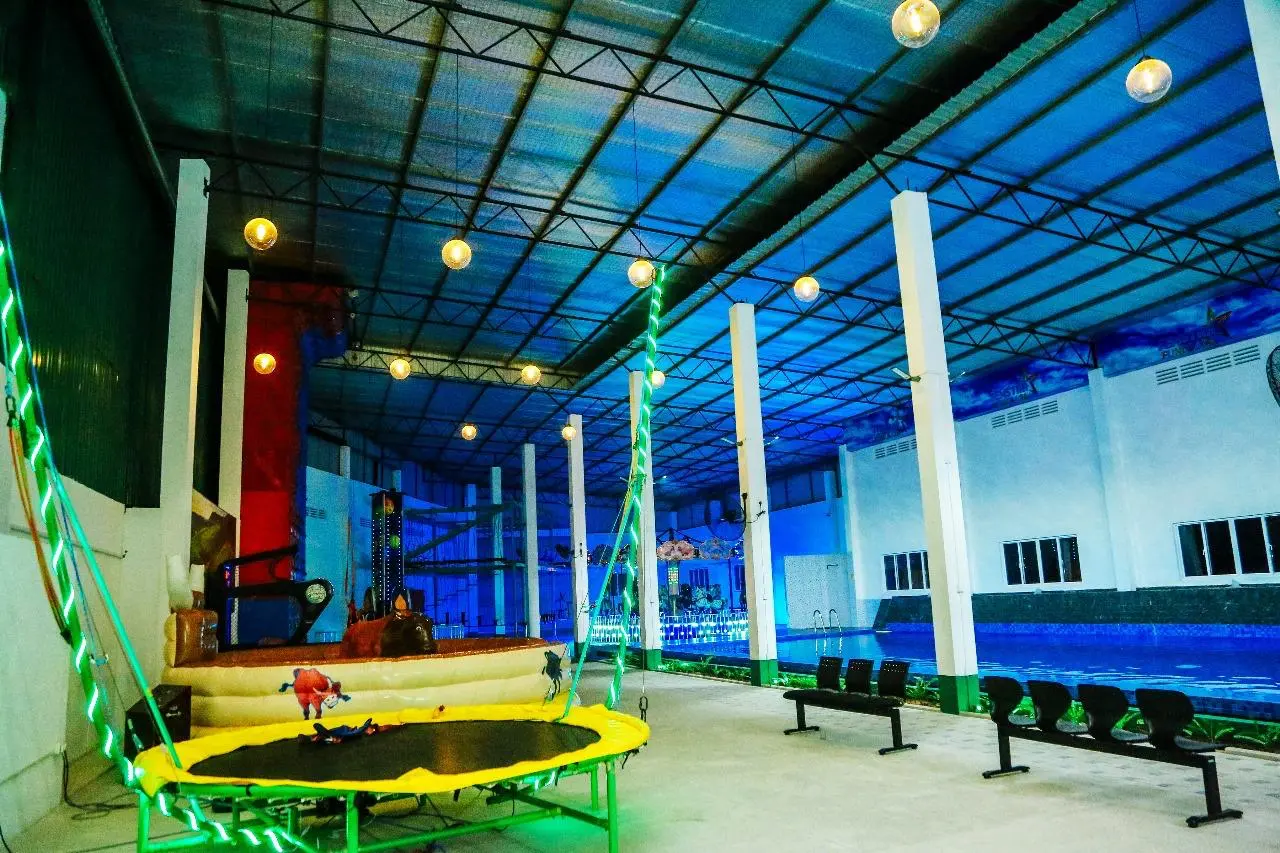 Funlaaza Amusement Center thumbnail 5