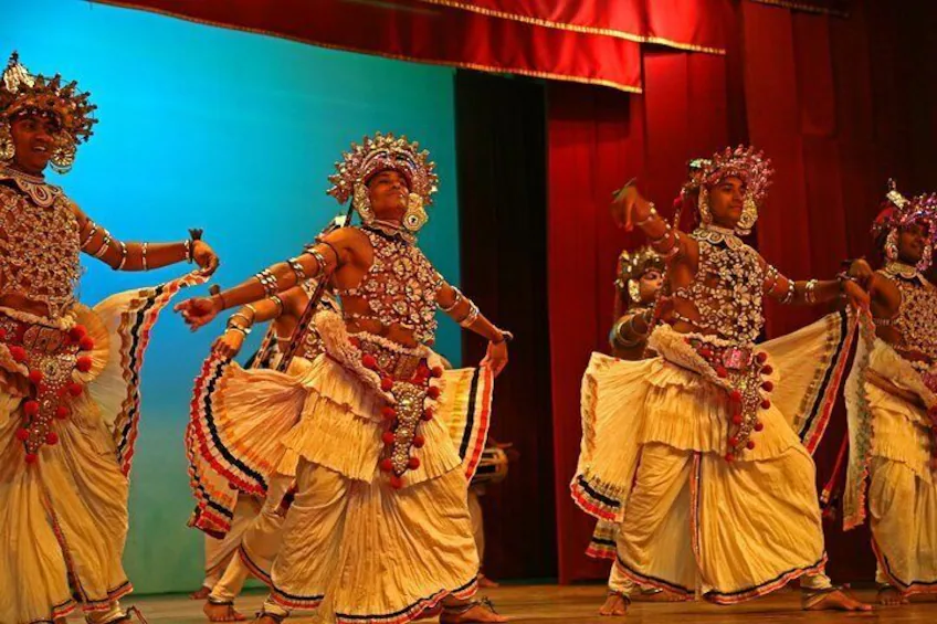 Kandy Lake Club - Cultural Dance Show thumbnail 4
