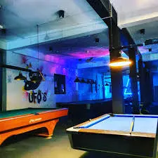 UFOs Pool Parlour & Pizzeria thumbnail 3