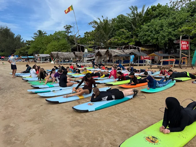 Ama Surf School thumbnail 3