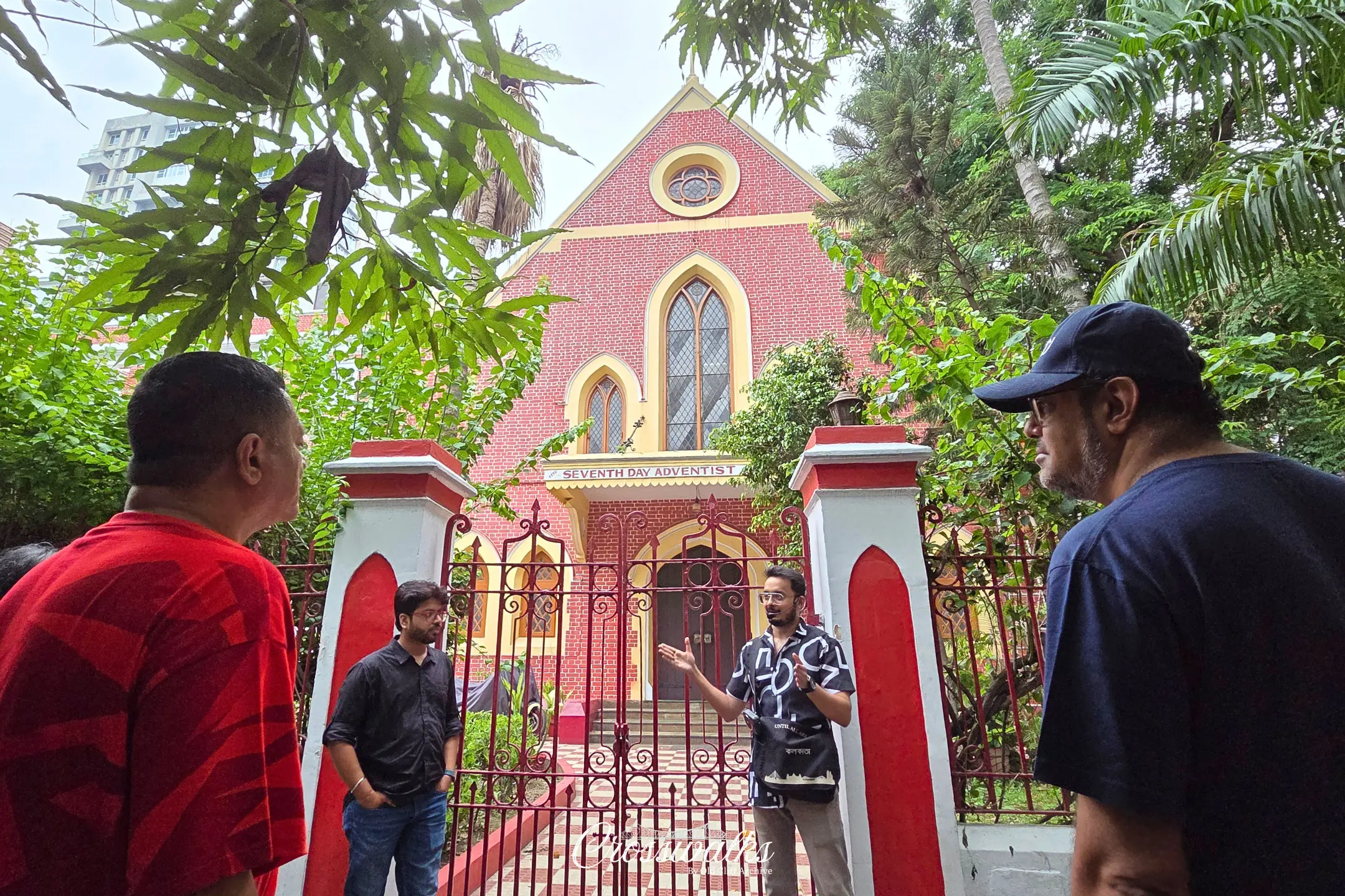 Graves, Glitz & Glamour: Park Street Evening Storytelling Tour - 4