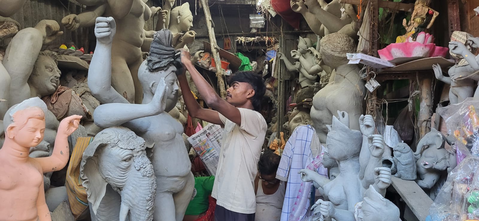 Kumartuli Before Durga Puja: An Artisan's Journey - 5