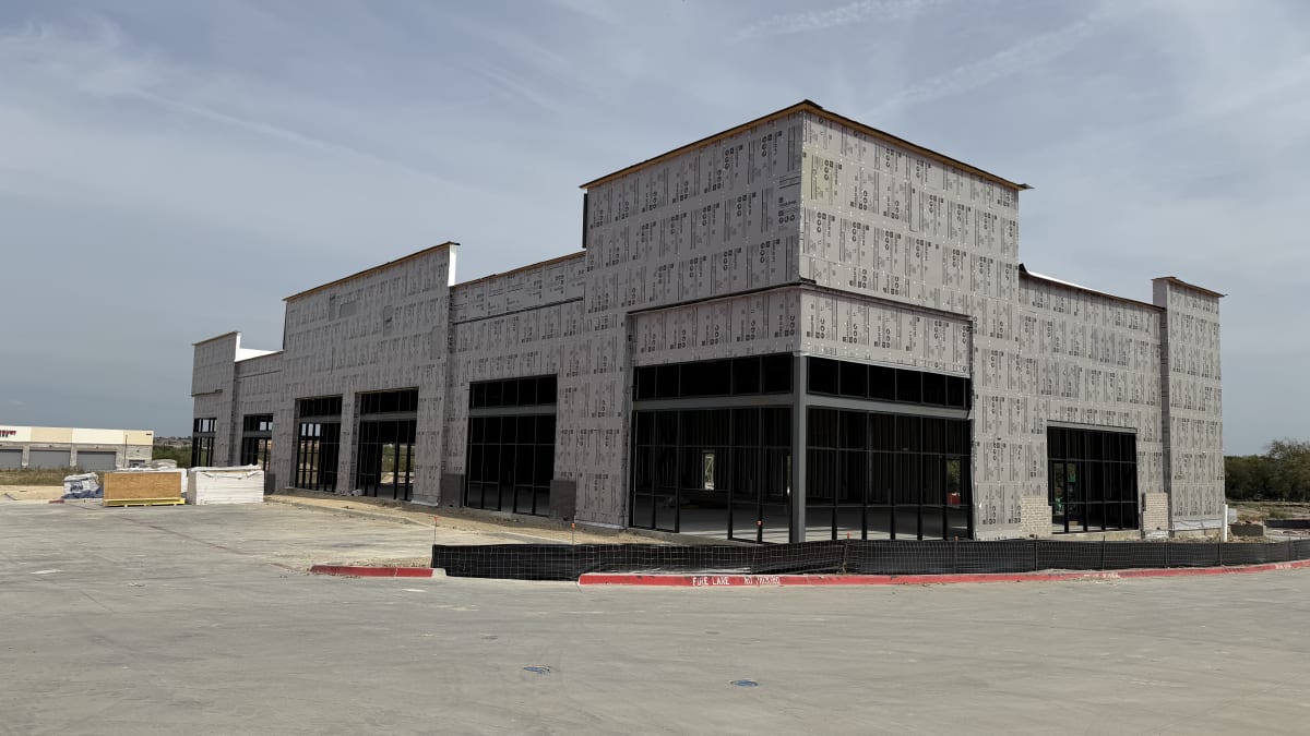 Preston Crossroads Shops A exterior sheathing and storefronts, October 25, 2026