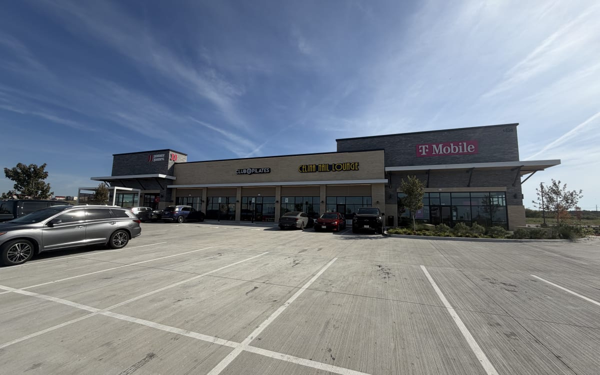 Celina Summit Crossing retail building with T-Mobile and Celina Nail Lounge, October 25, 2026