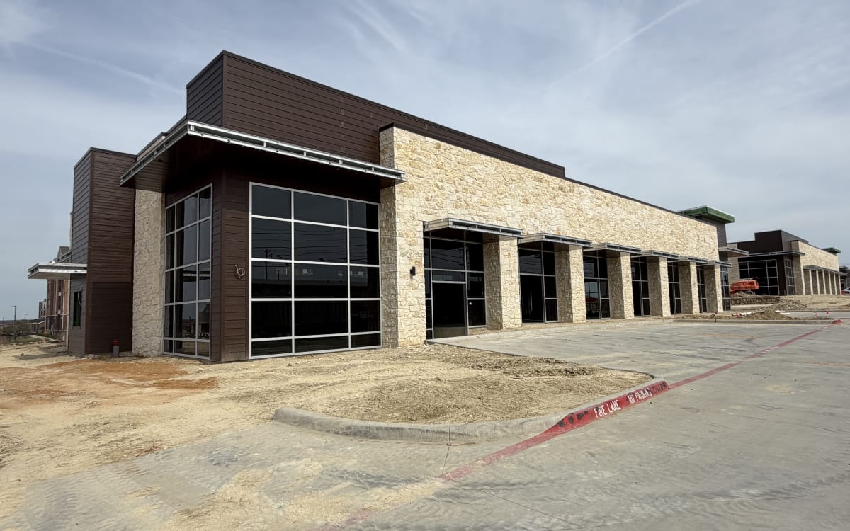 Central Plaza Shops B facade complete, October 25, 2026