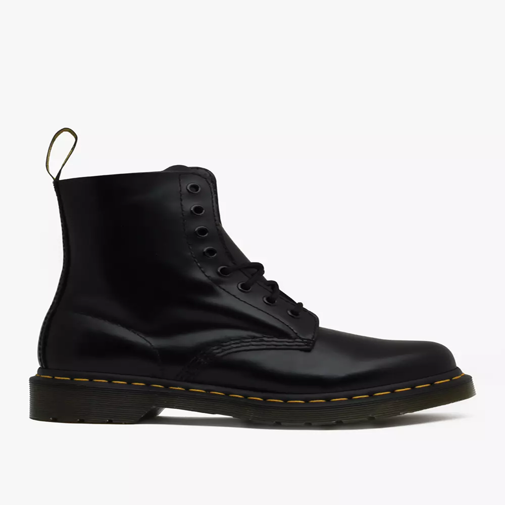 boots-shoe