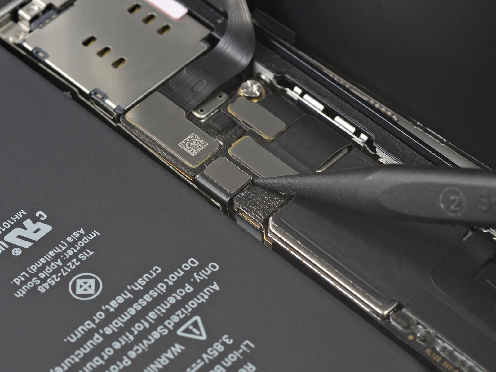 iPhone 12 mini Front-Facing Cameras Replacement