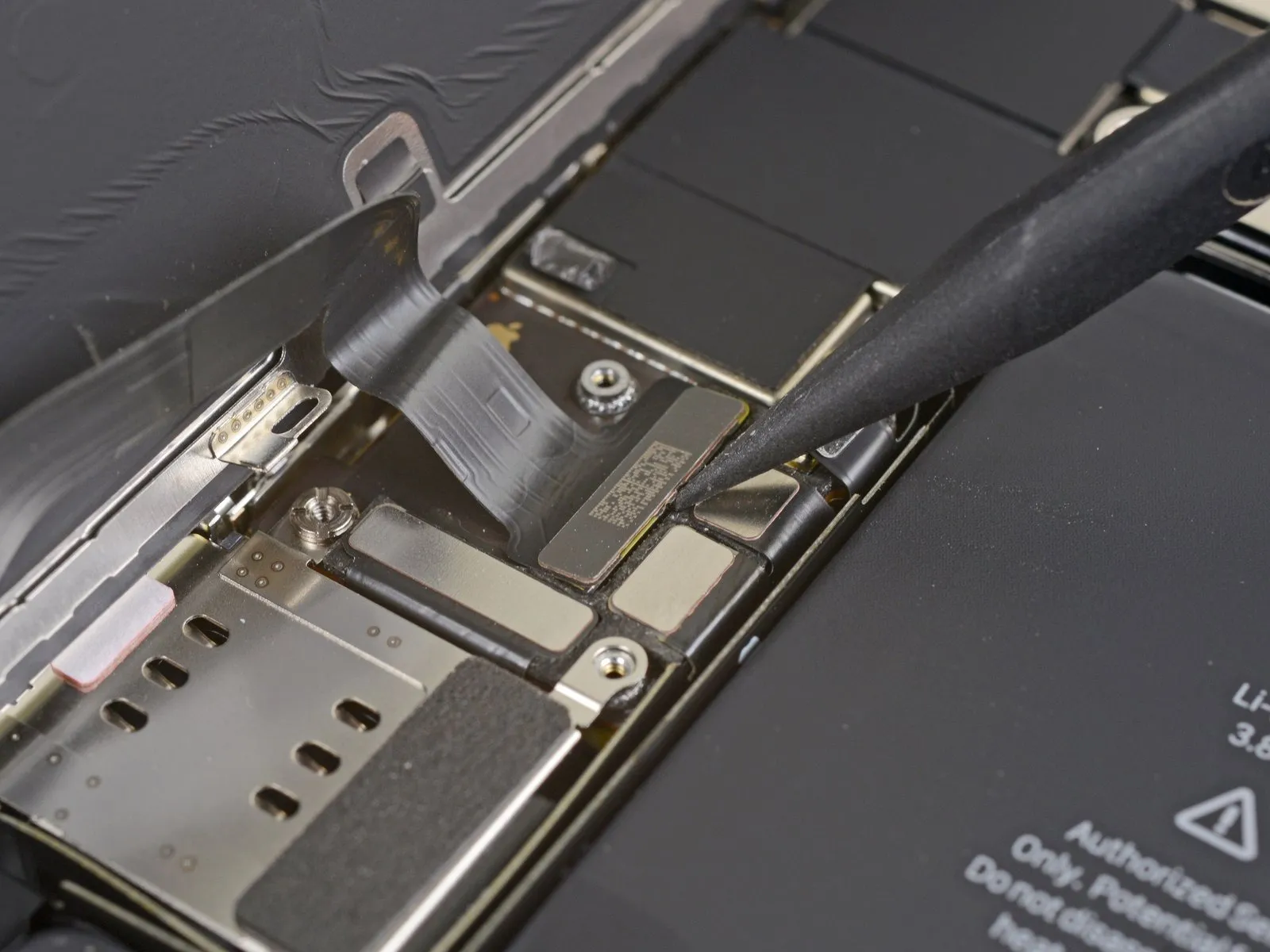 iPhone 12 Pro Max Earpiece Speaker and Front Sensor Assembly Replacement