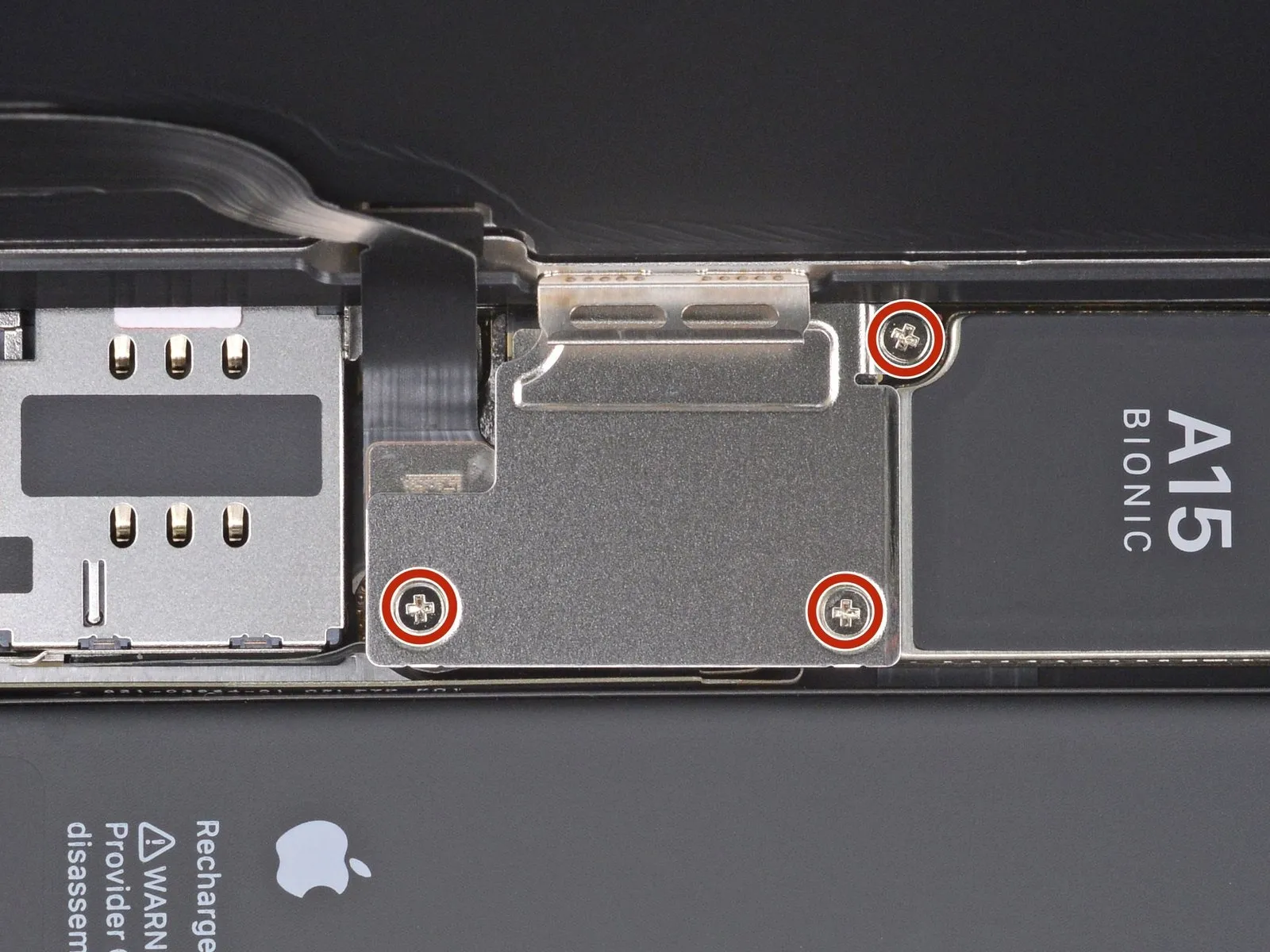 iPhone 13 Loudspeaker Replacement