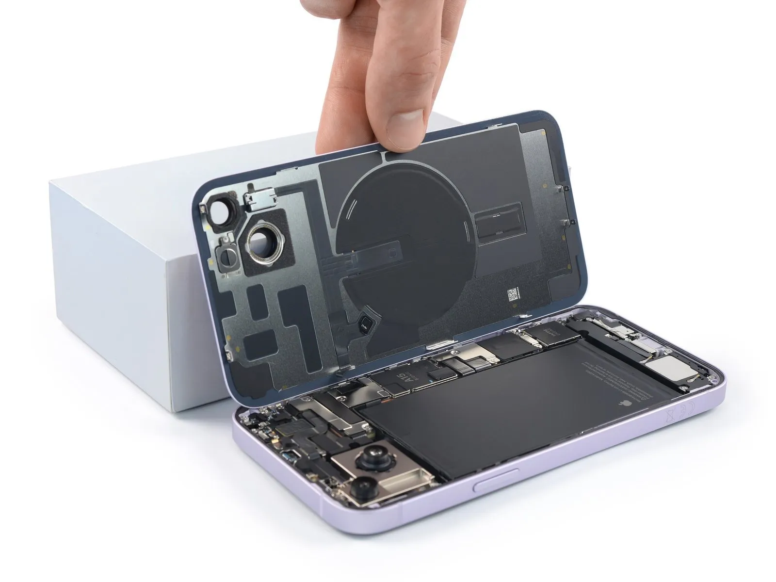 iPhone 14 Plus Earpiece Speaker Replacement