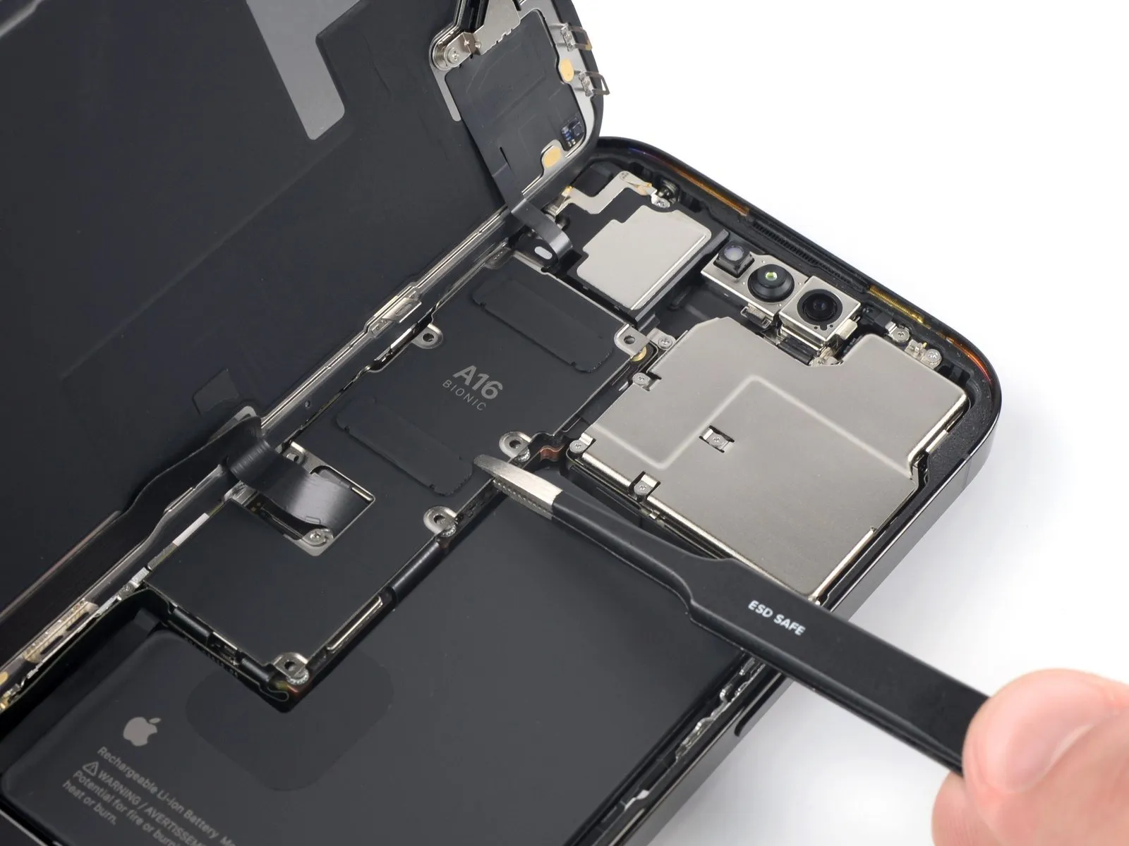 iPhone 14 Pro Rear-Facing Camera Assembly Replacement