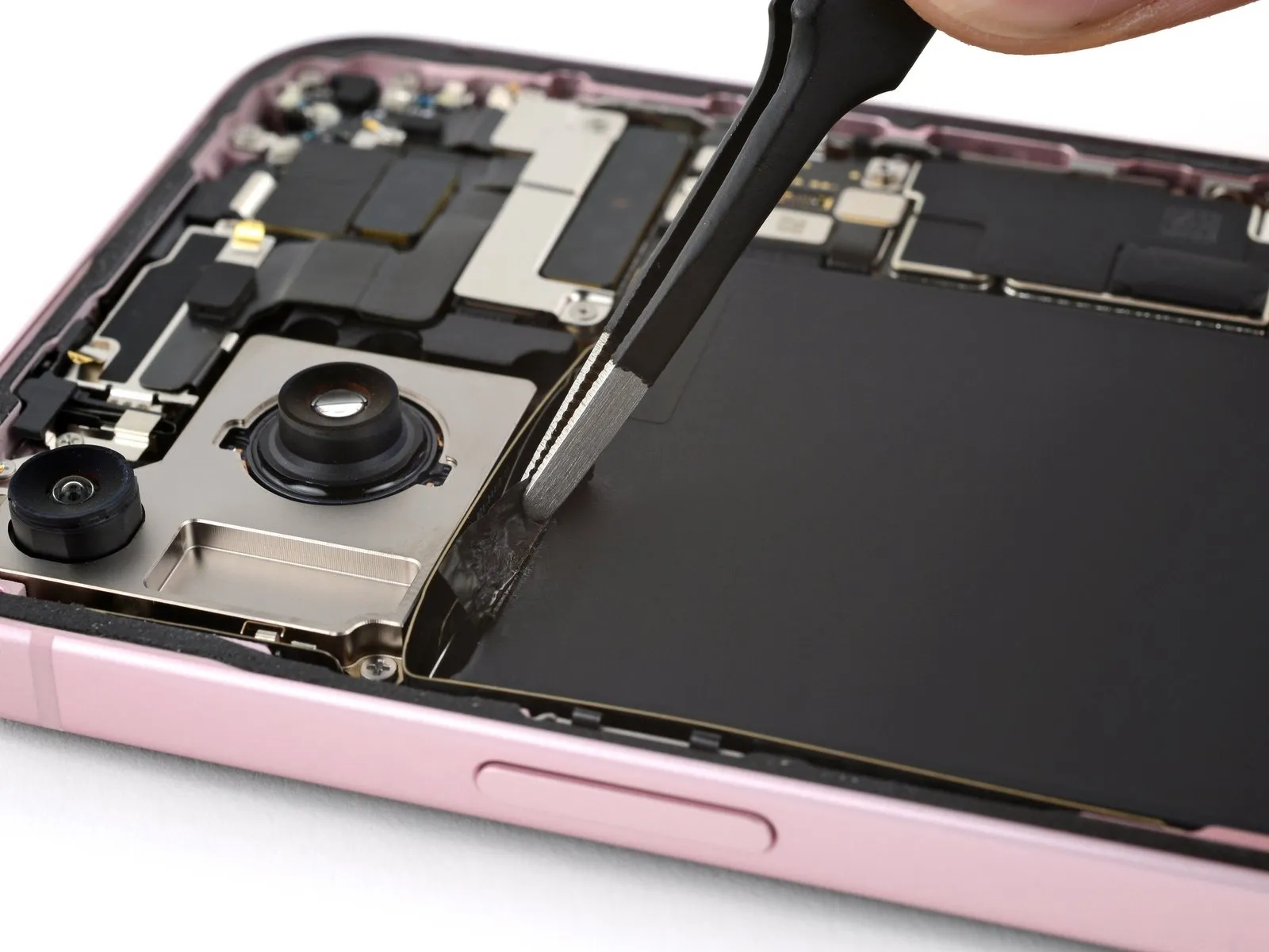 iPhone 15 Plus Battery Replacement