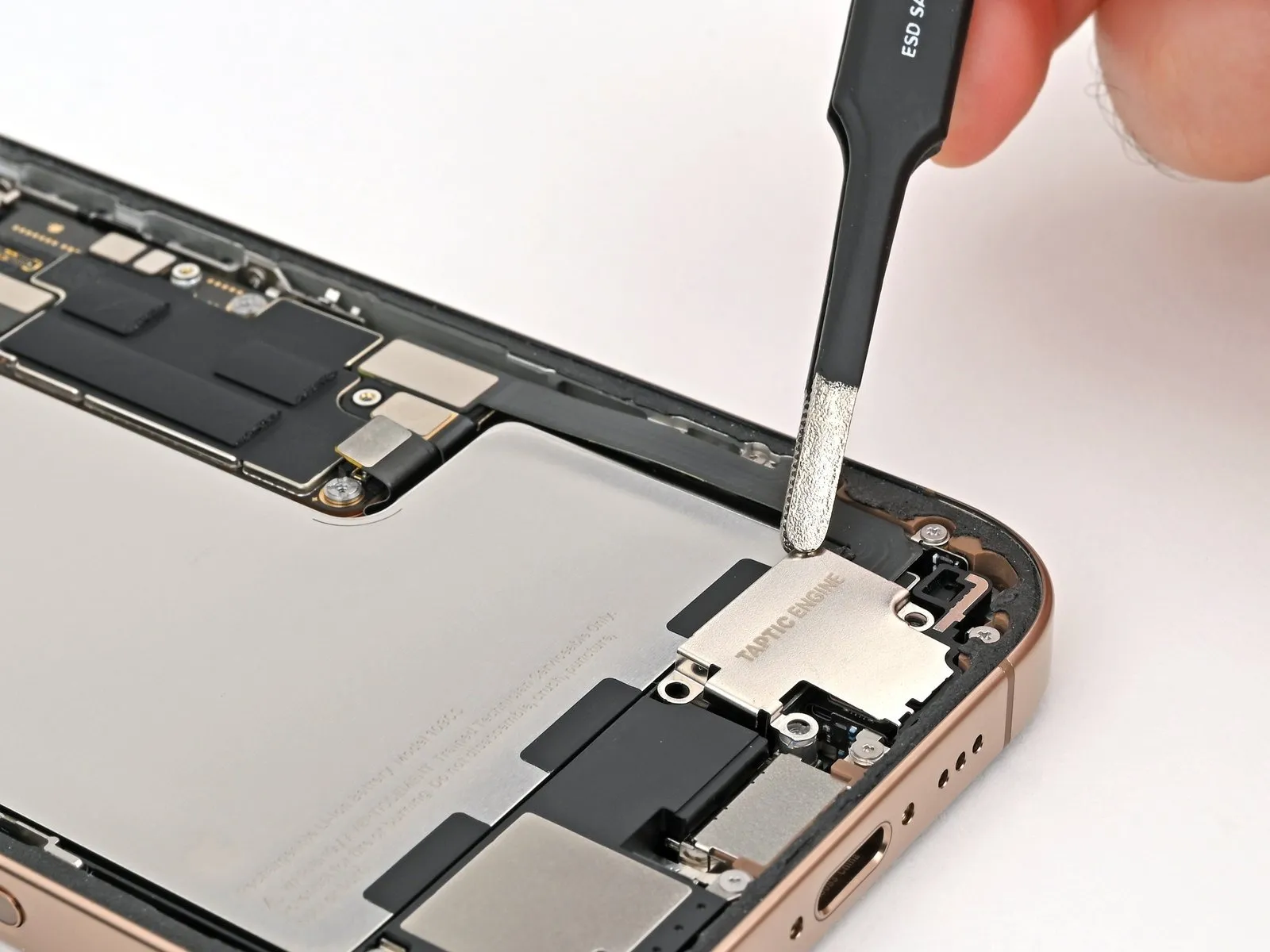 iPhone 16 Pro Charging Port Replacement