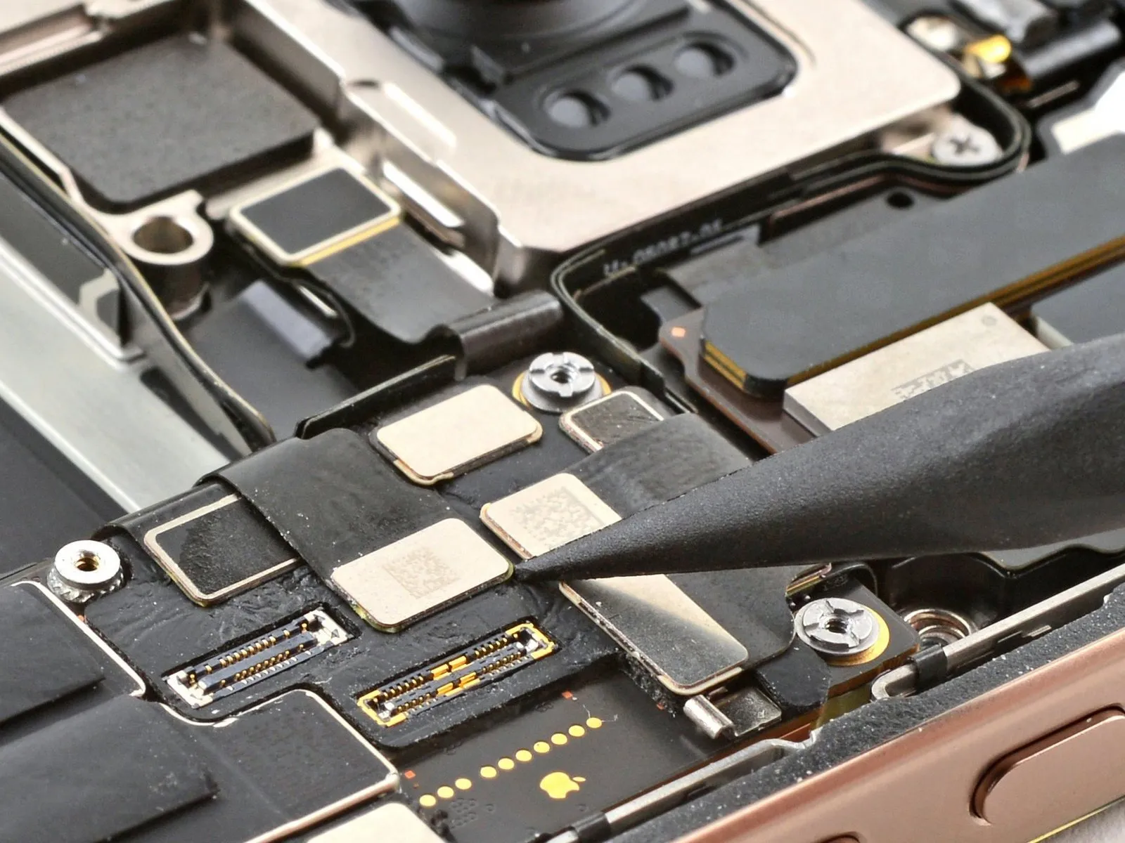 iPhone 16 Pro Max Rear Camera Assembly Replacement