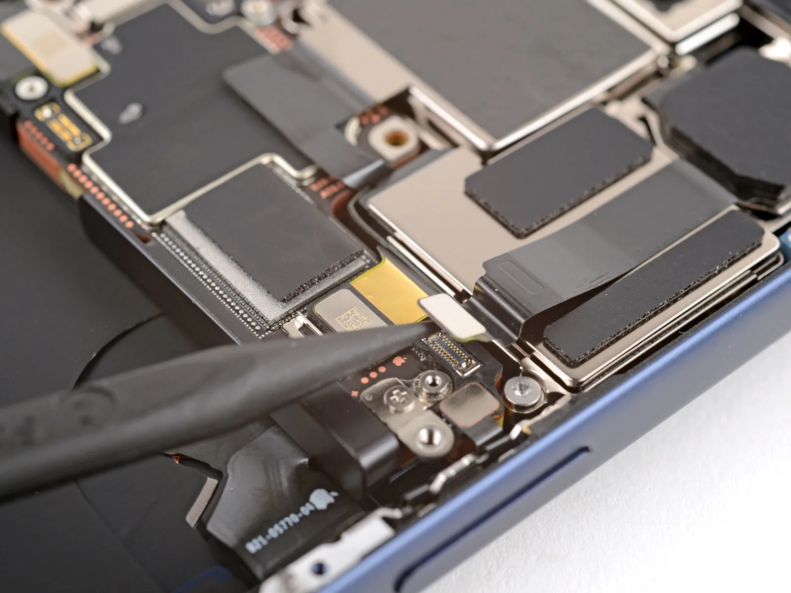 iPhone 17 Pro Max LiDAR Module Replacement