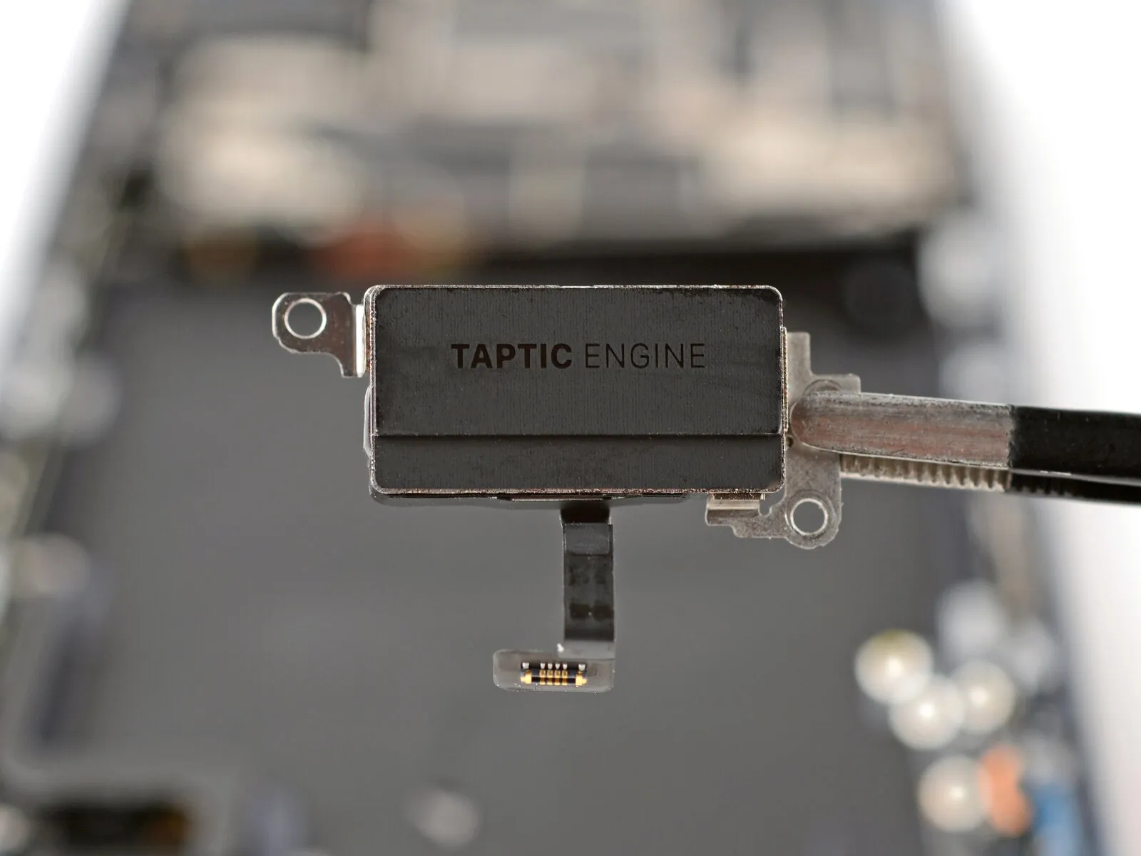 iPhone 17 Pro Max USB-C Port Assembly Replacement