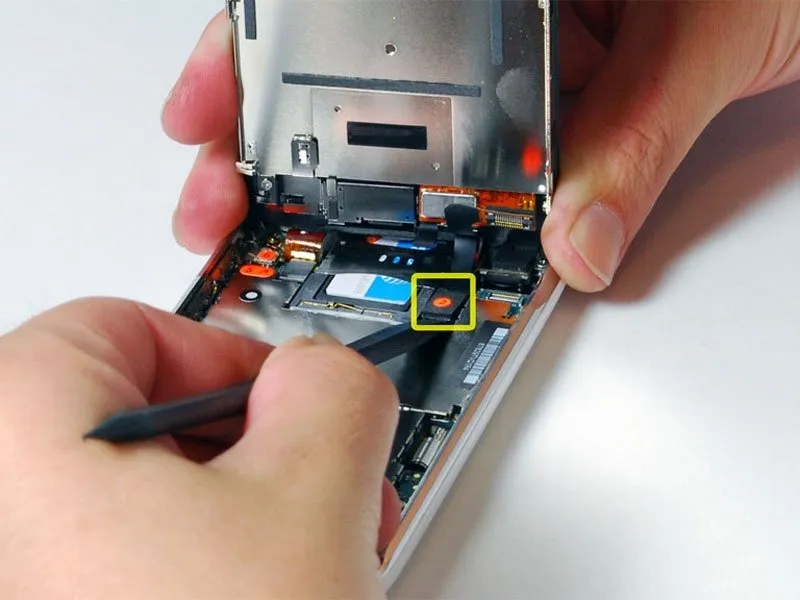 iPhone 3GS Display Assembly Replacement