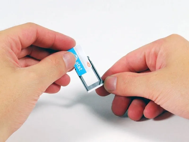 iPhone 3GS SIM Card Replacement