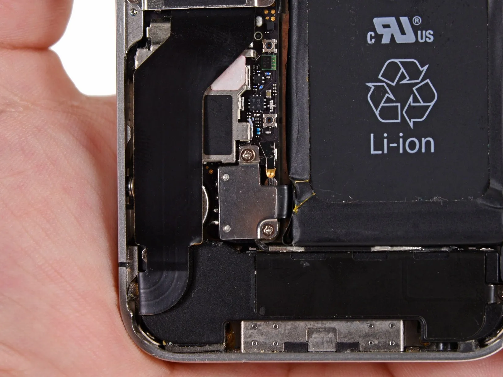 iPhone 4S Rear Camera Replacement