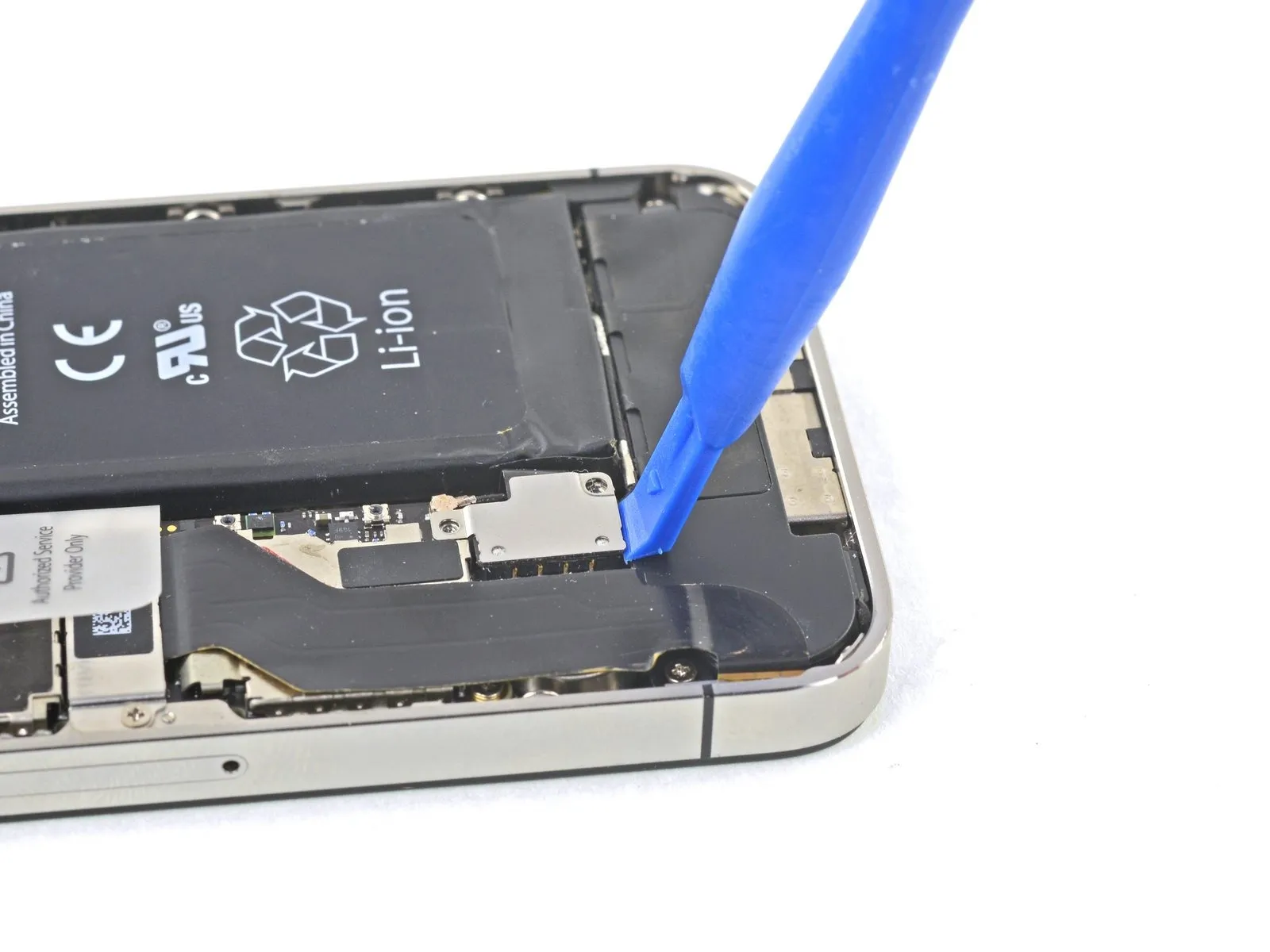 iPhone 4S Volume Buttons Replacement