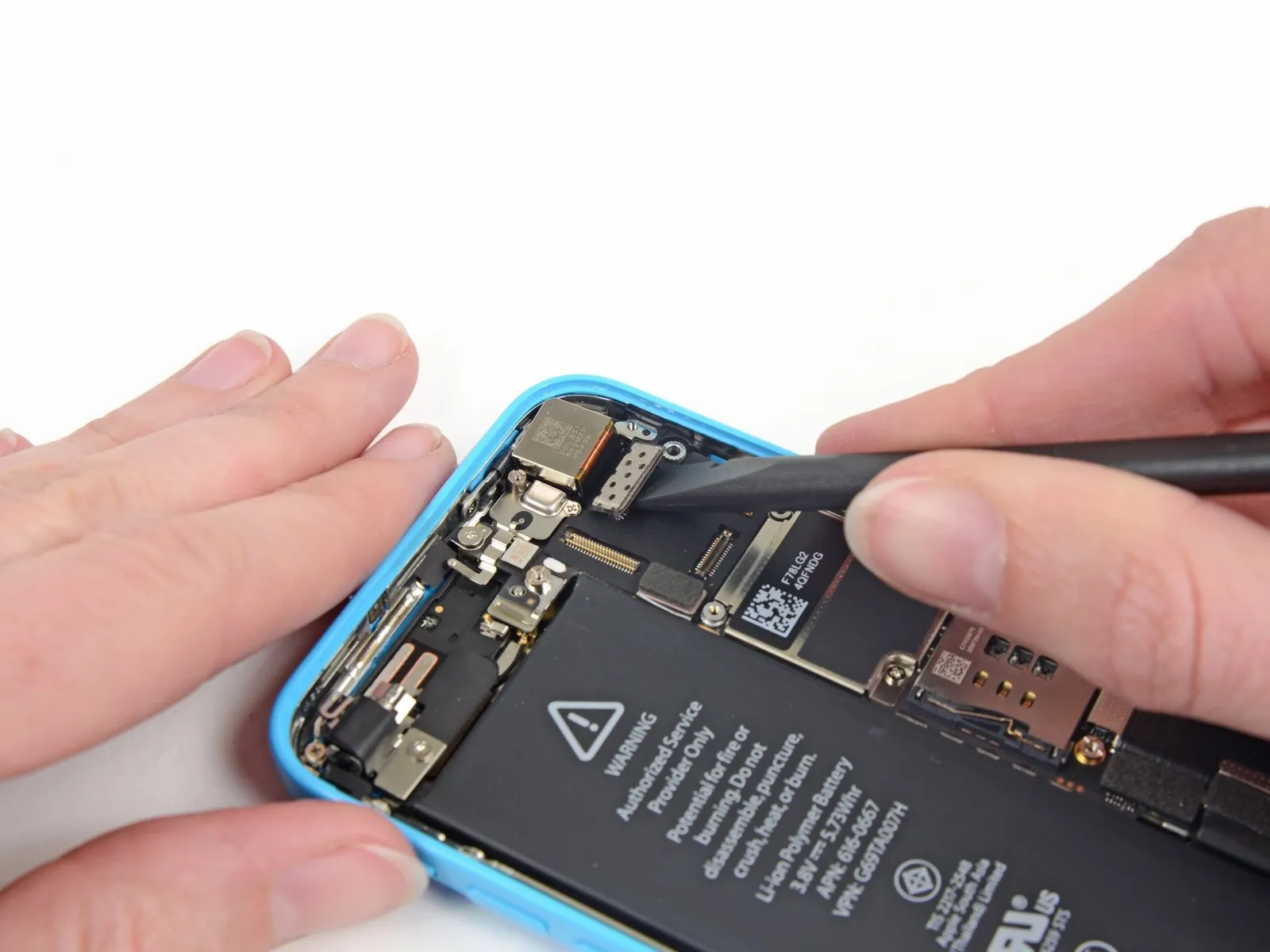 iPhone 5c Rear-Facing Camera Replacement