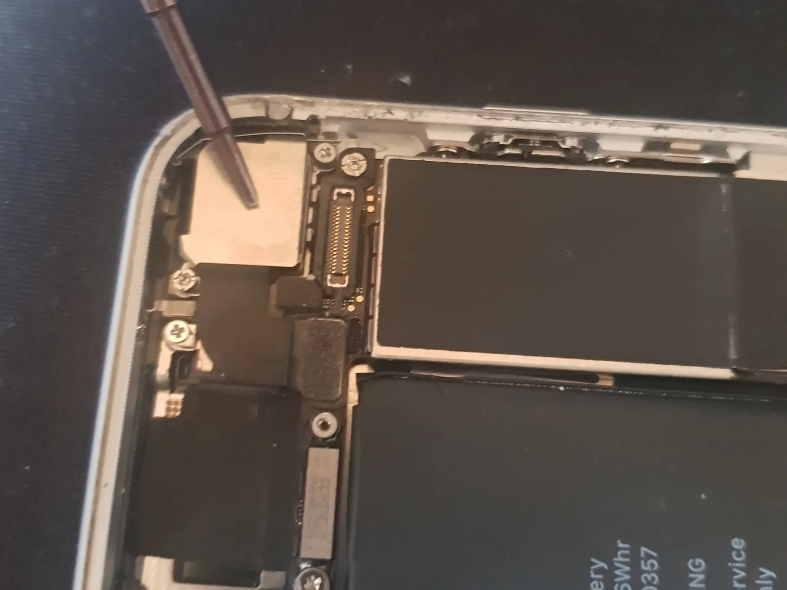 iPhone 8 Disassembly