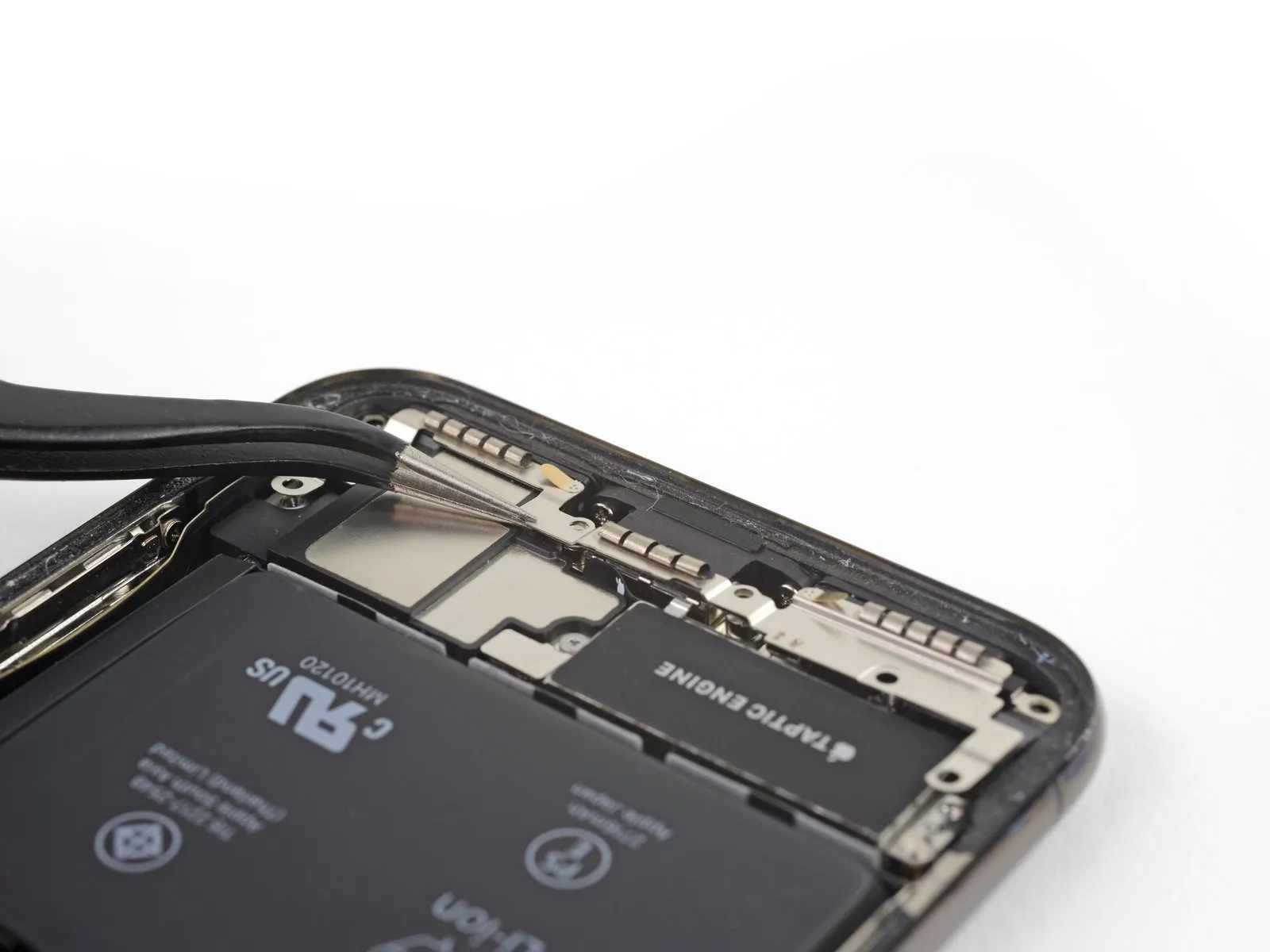 iPhone X Interconnect Cable Replacement