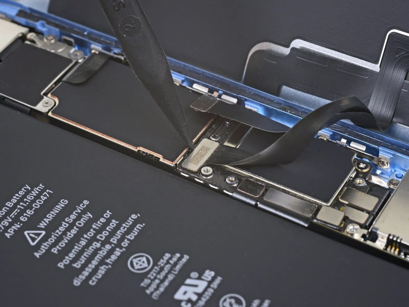 iPhone XR Lower Speaker Replacement